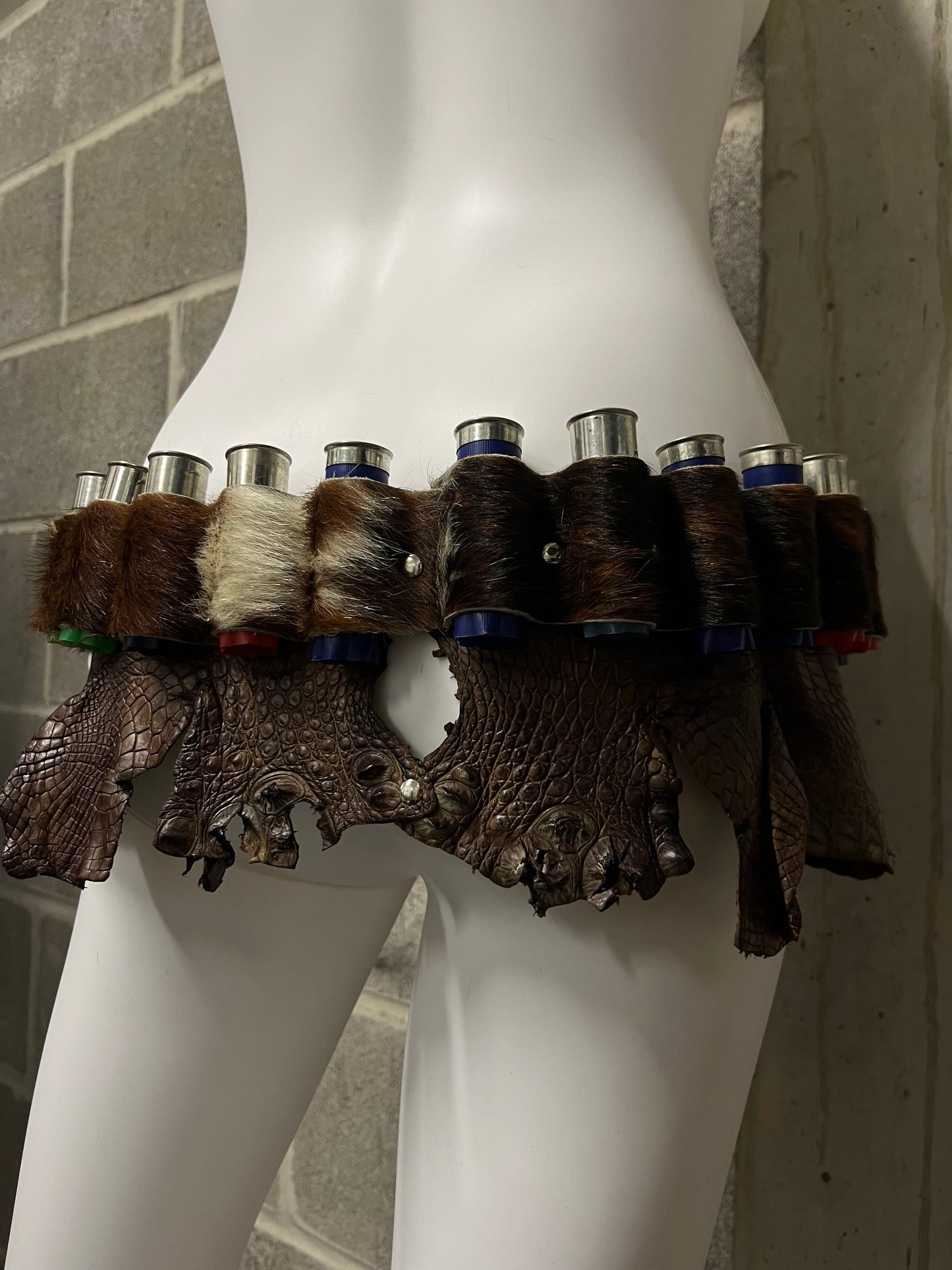 COW HIDE/ CROC BULLET BELT