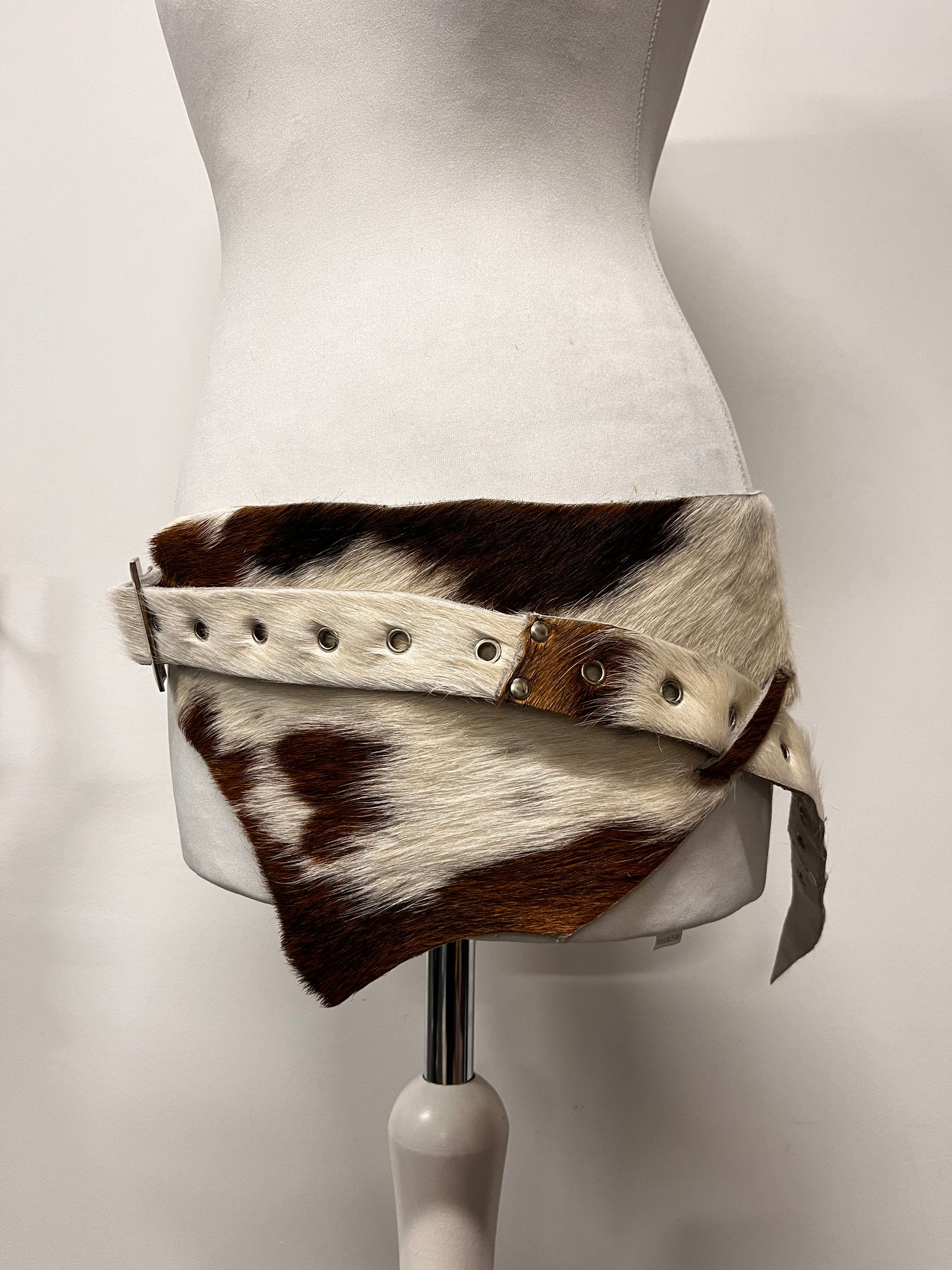 COW HIDE BELT